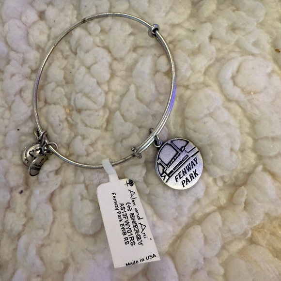 Alex and Ani Fenway Park Bracelet New Boston Red Sox - Picture 1 of 4